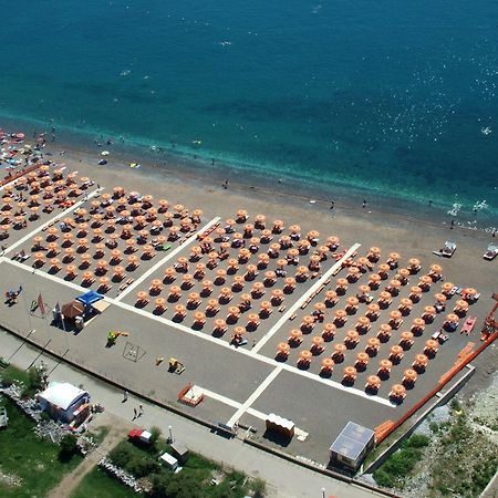 Apartments Becic Budva Exteriör bild